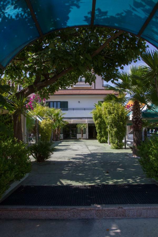 Hotel Atena Cirò Marina 外观 照片